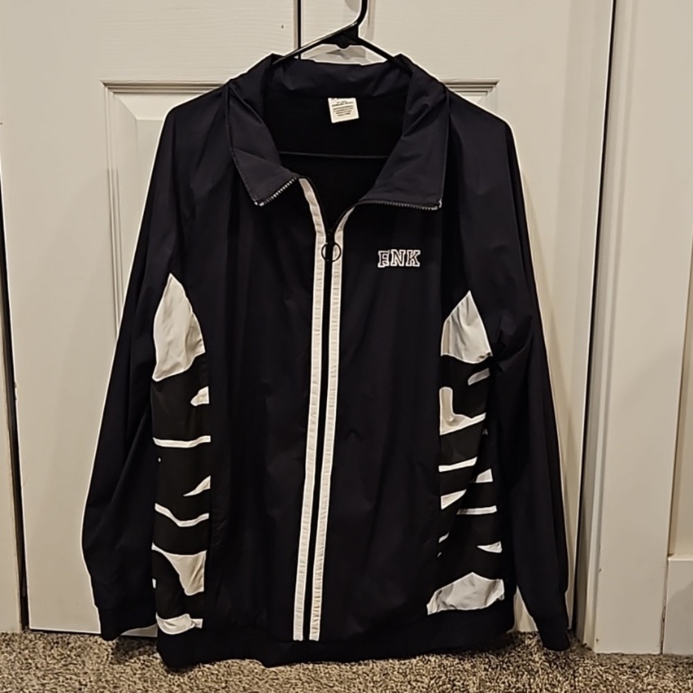 Victoria’s Secret PINK windbreaker jacket